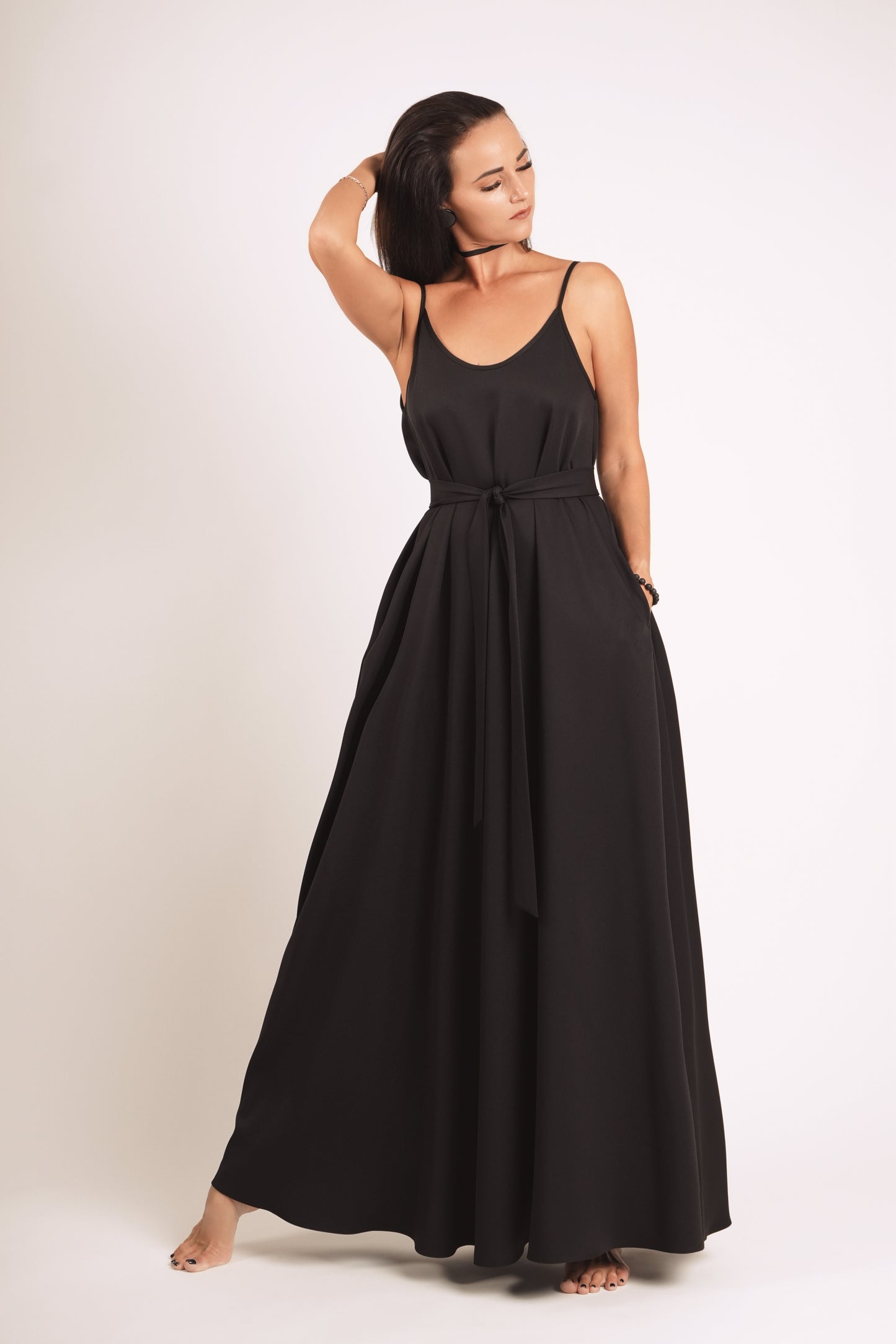 Gara A silueta kleita, Barbie