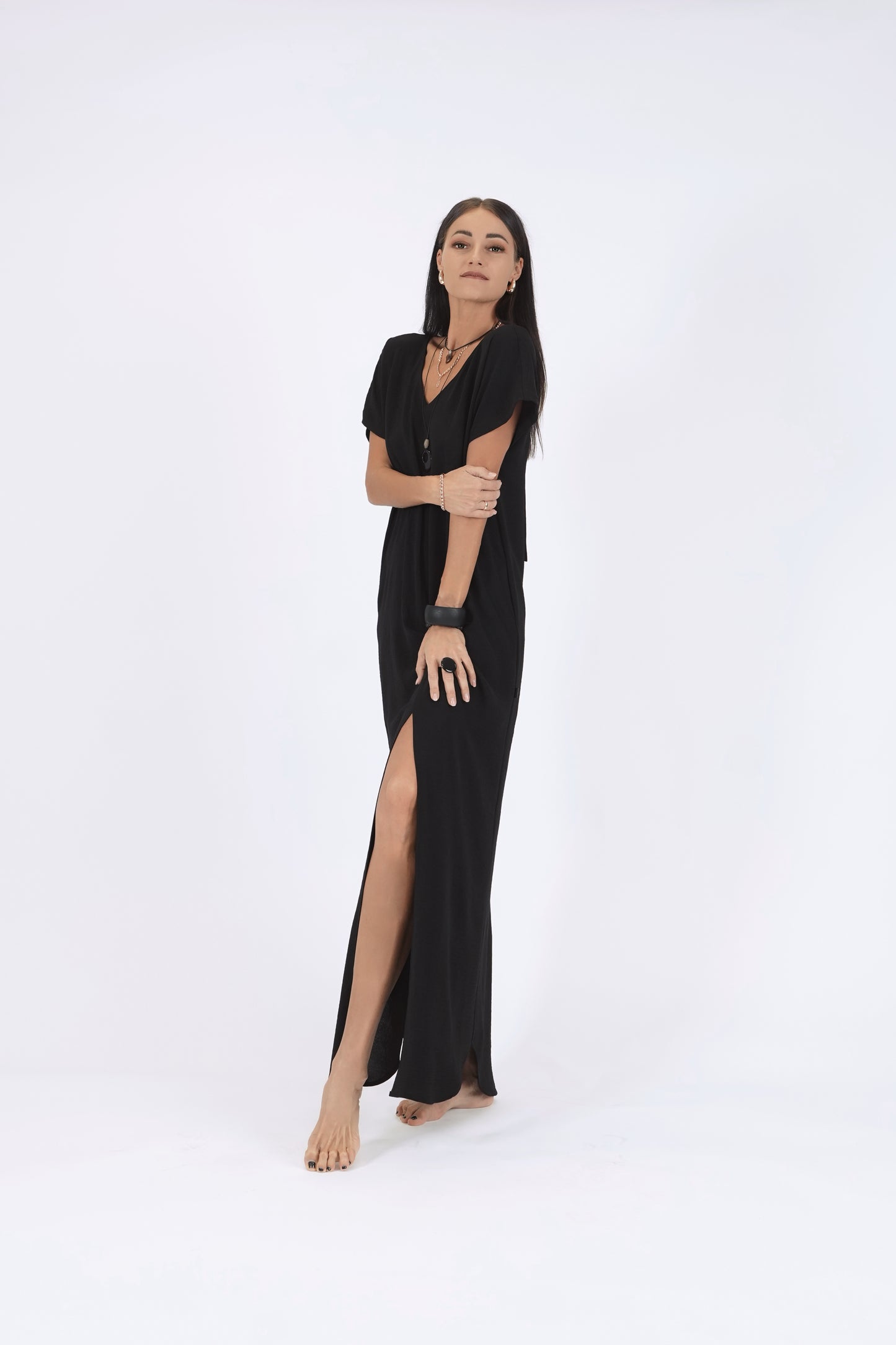 Gara oversize kleita ar šķēlumu, melna