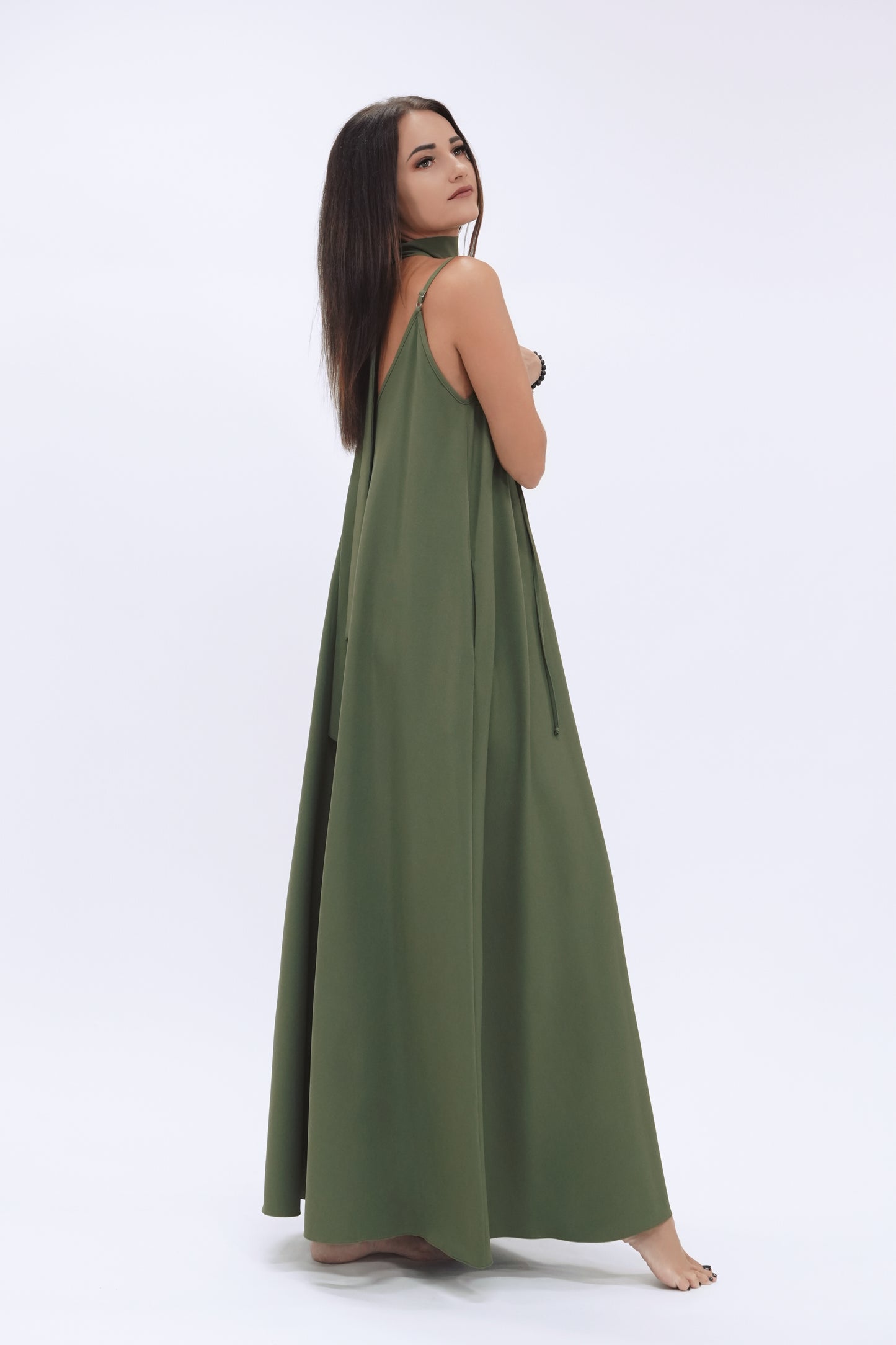 Gara A silueta kleita