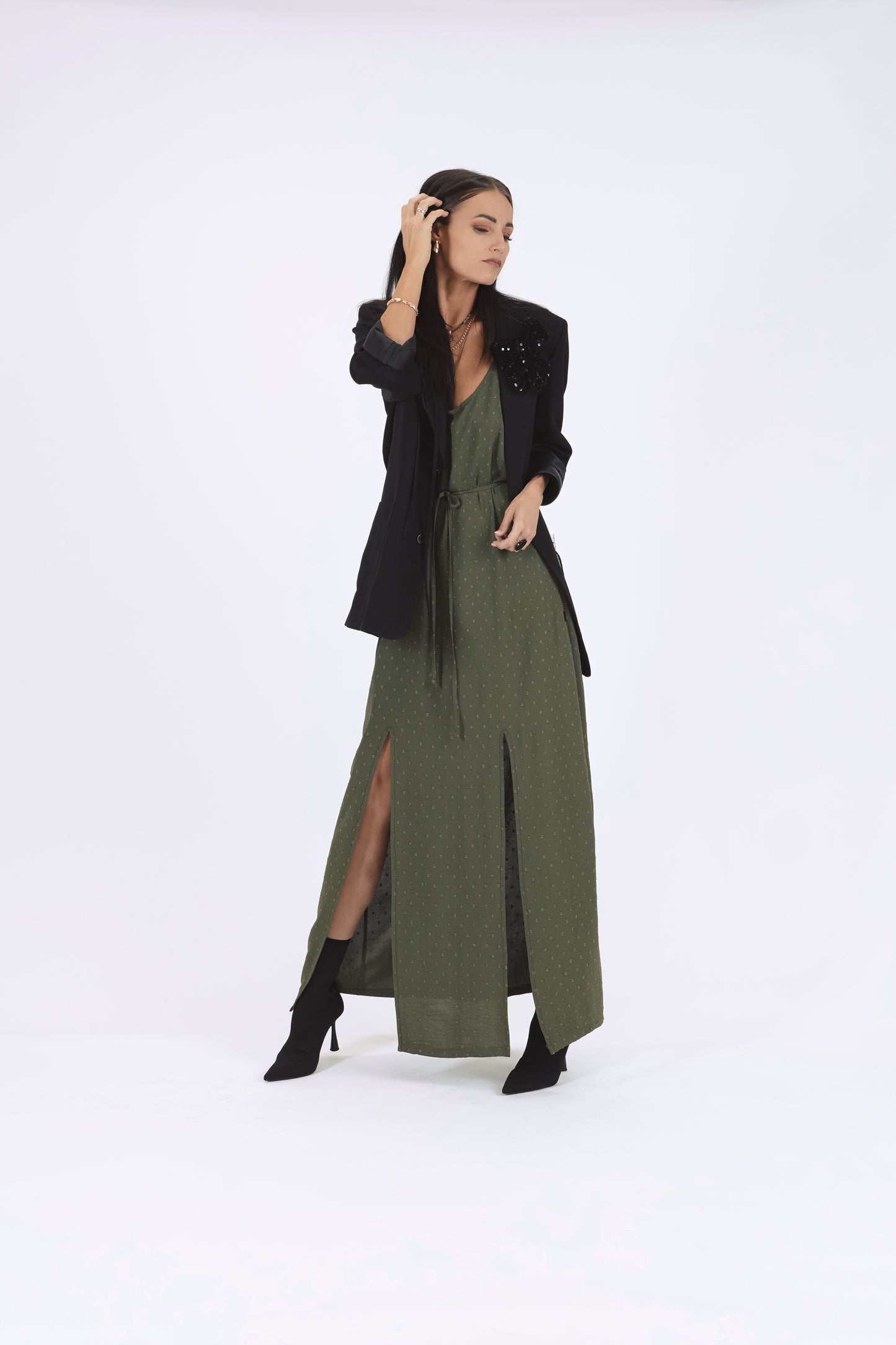 Gara kleita ar šķēlumiem, dark haki green