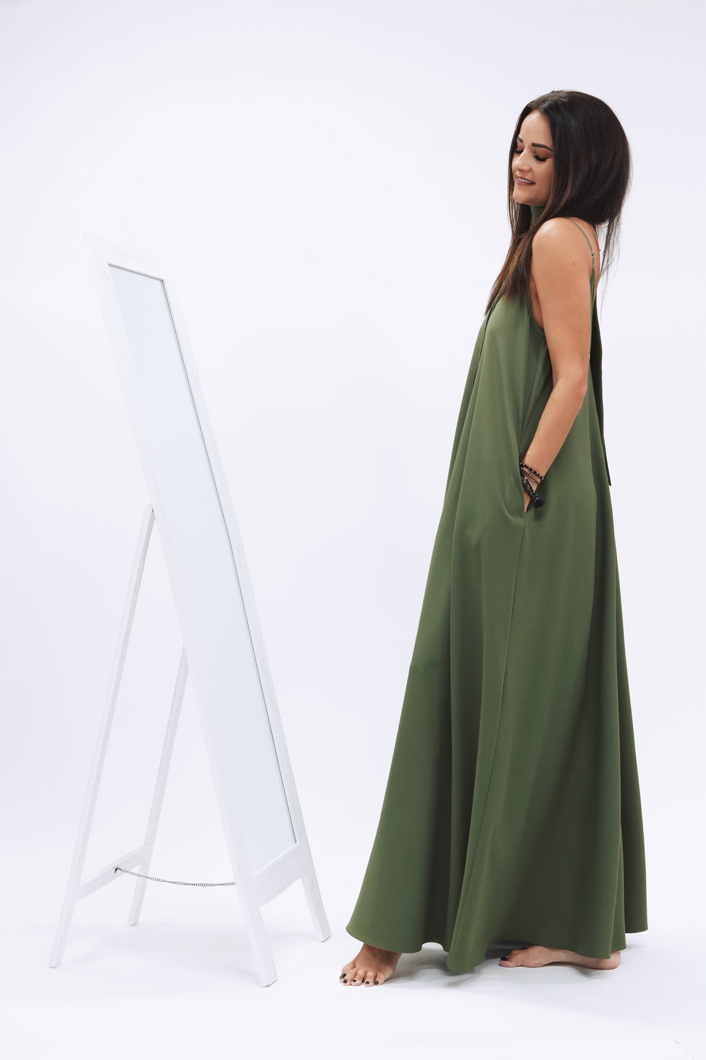 Gara A silueta kleita