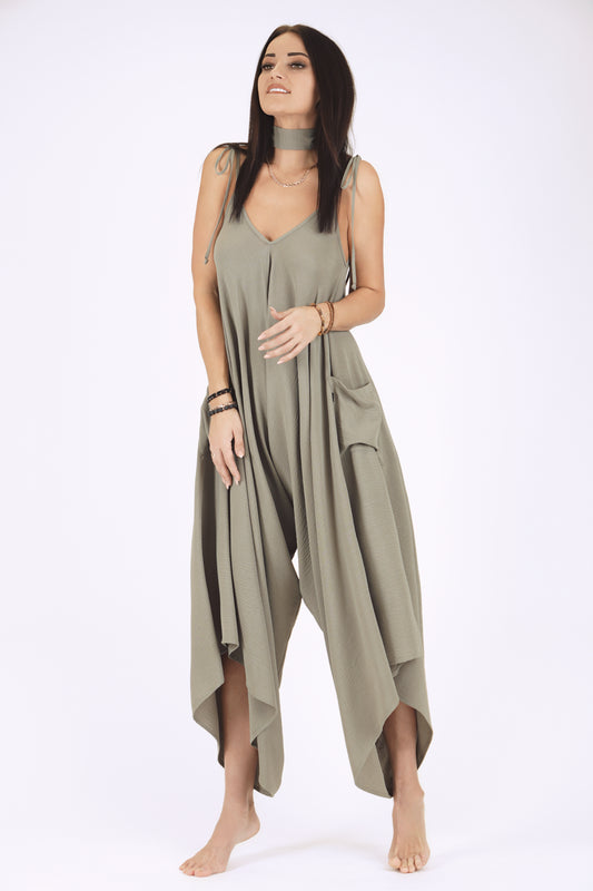 Oversize kombinezons ar kabatām