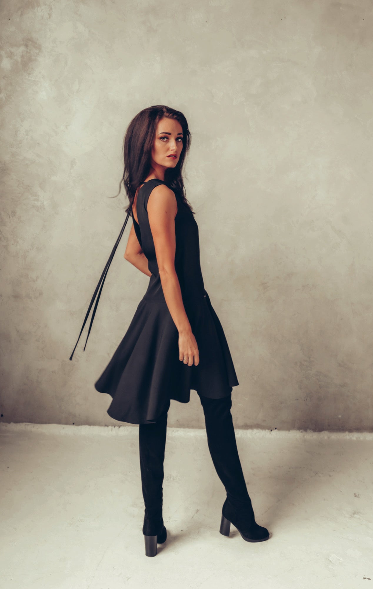 Saules piegriezuma kleita