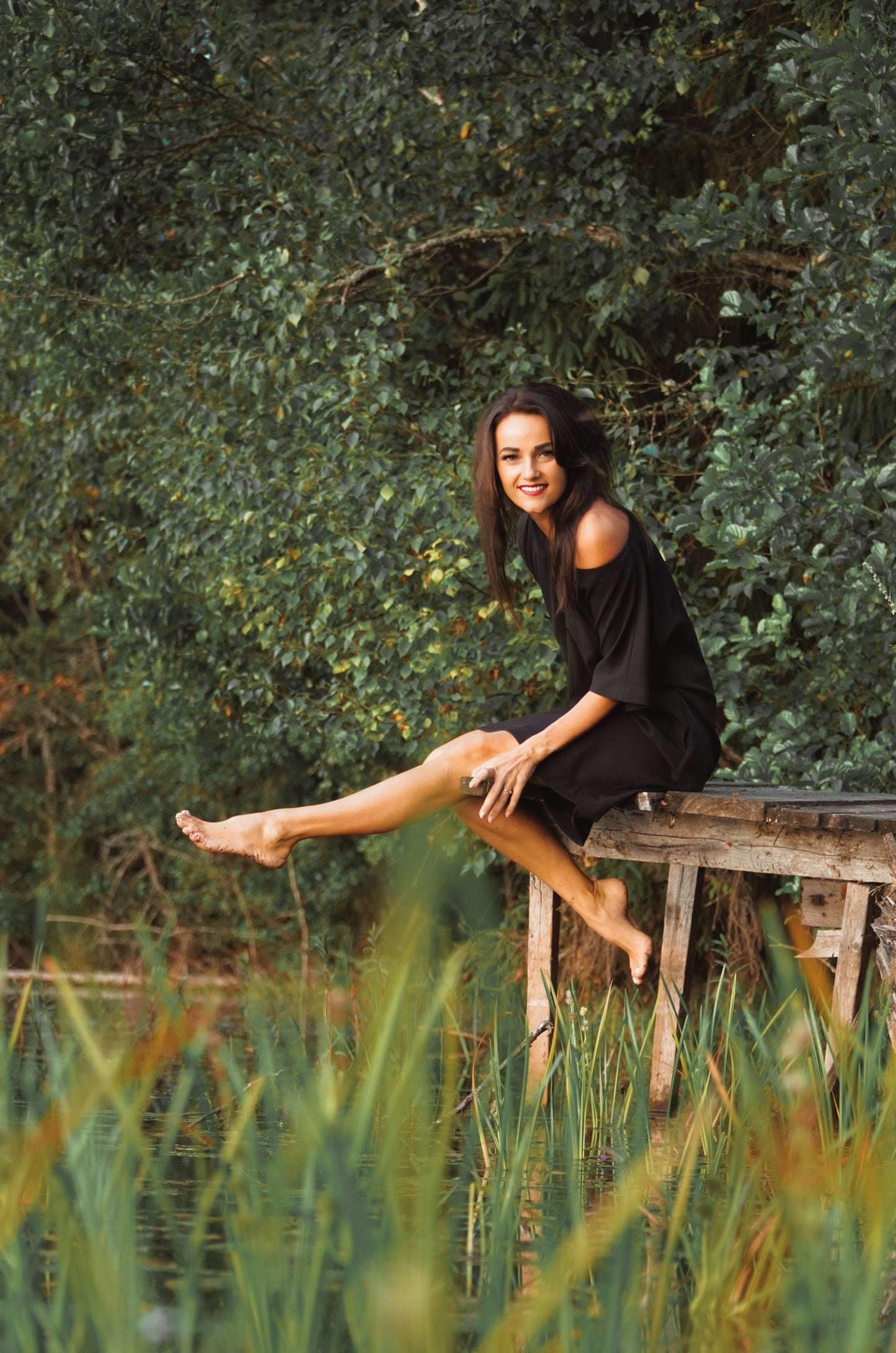 Oversize midi kleita ar sānu kabatām