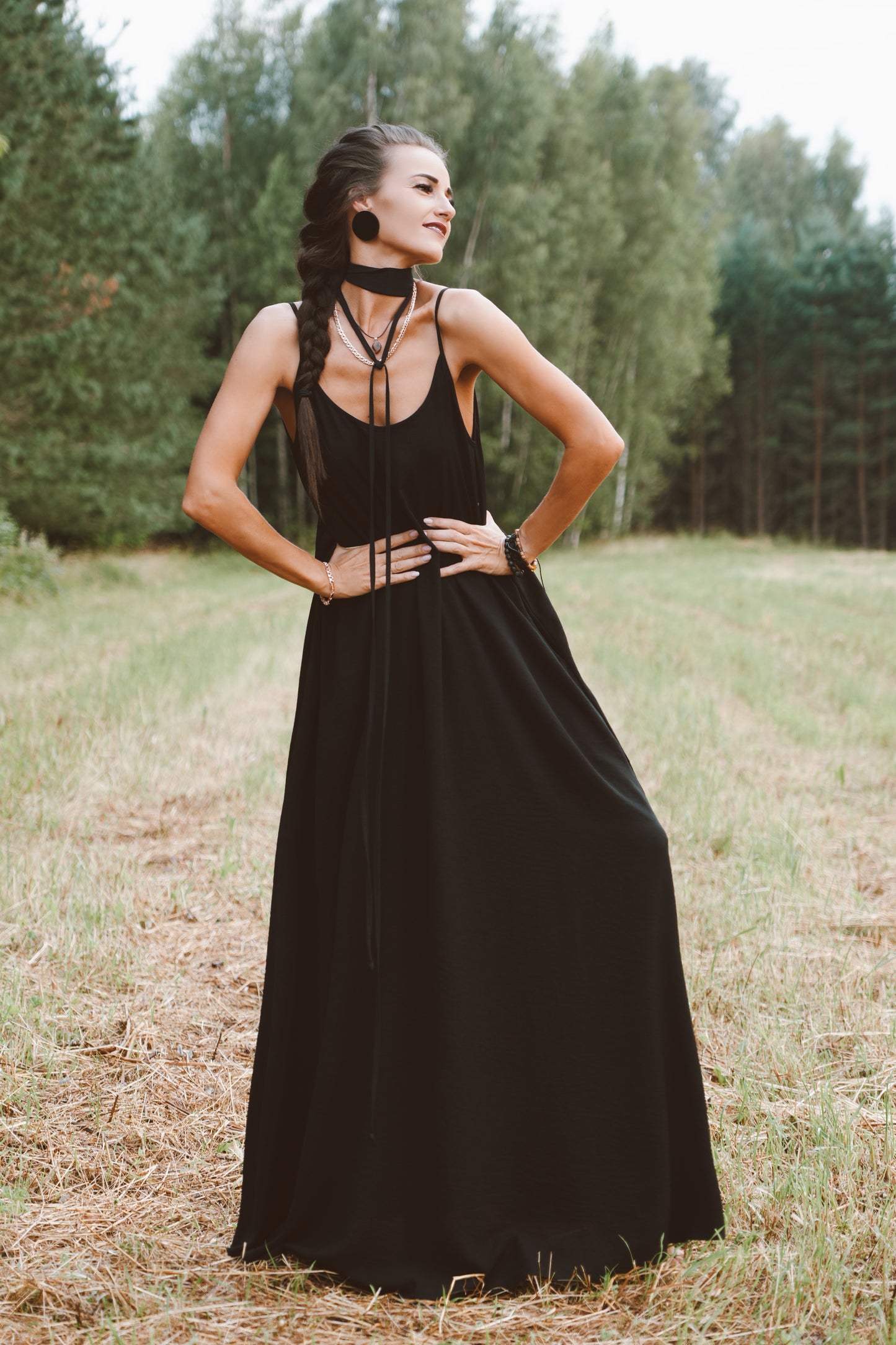 Gara A silueta kleita