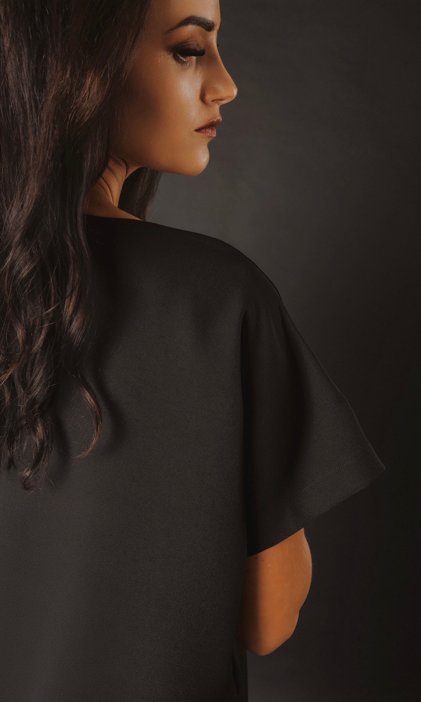 Oversize midi kleita ar sānu kabatām