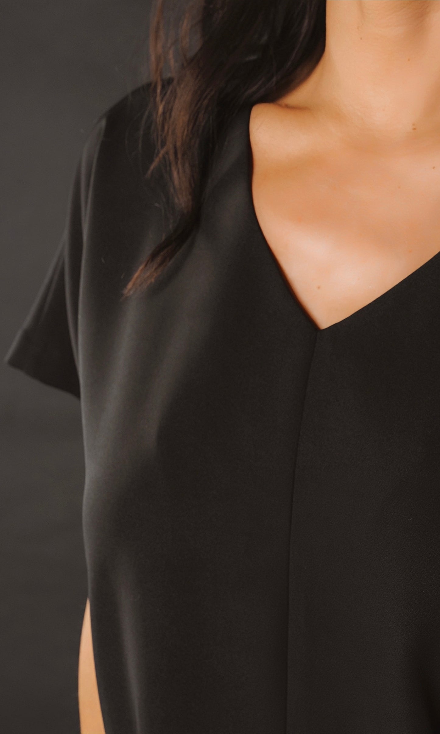 Oversize midi kleita ar sānu kabatām