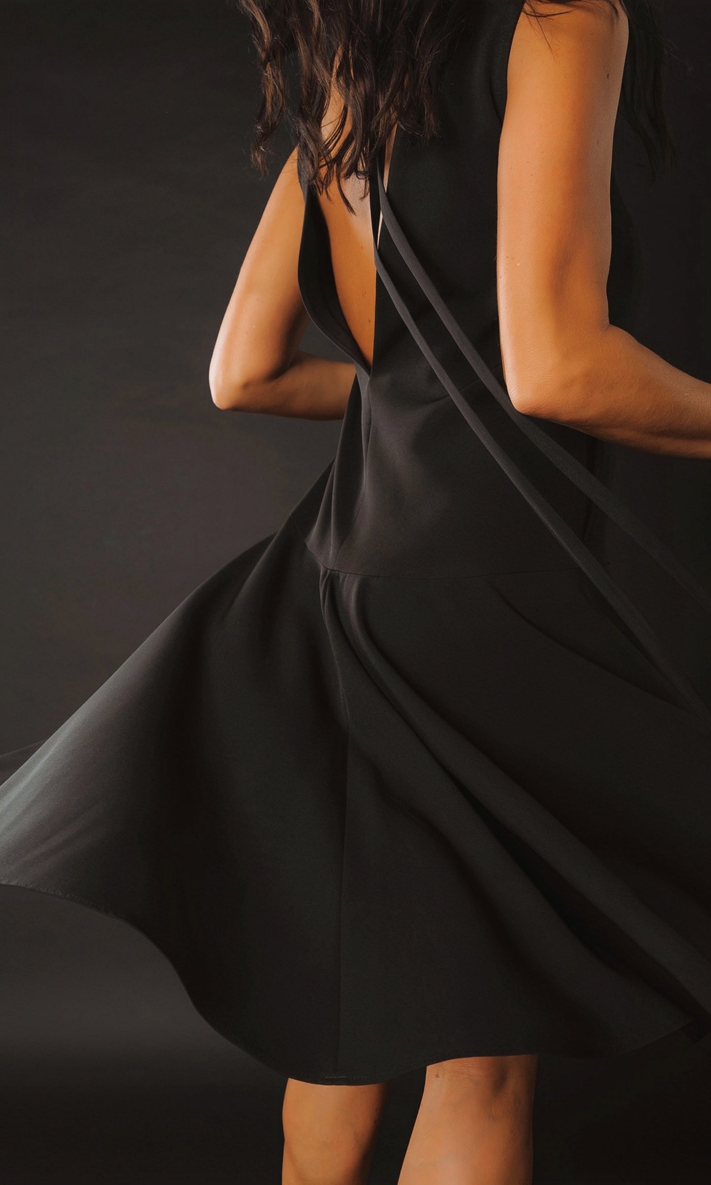 Saules piegriezuma kleita