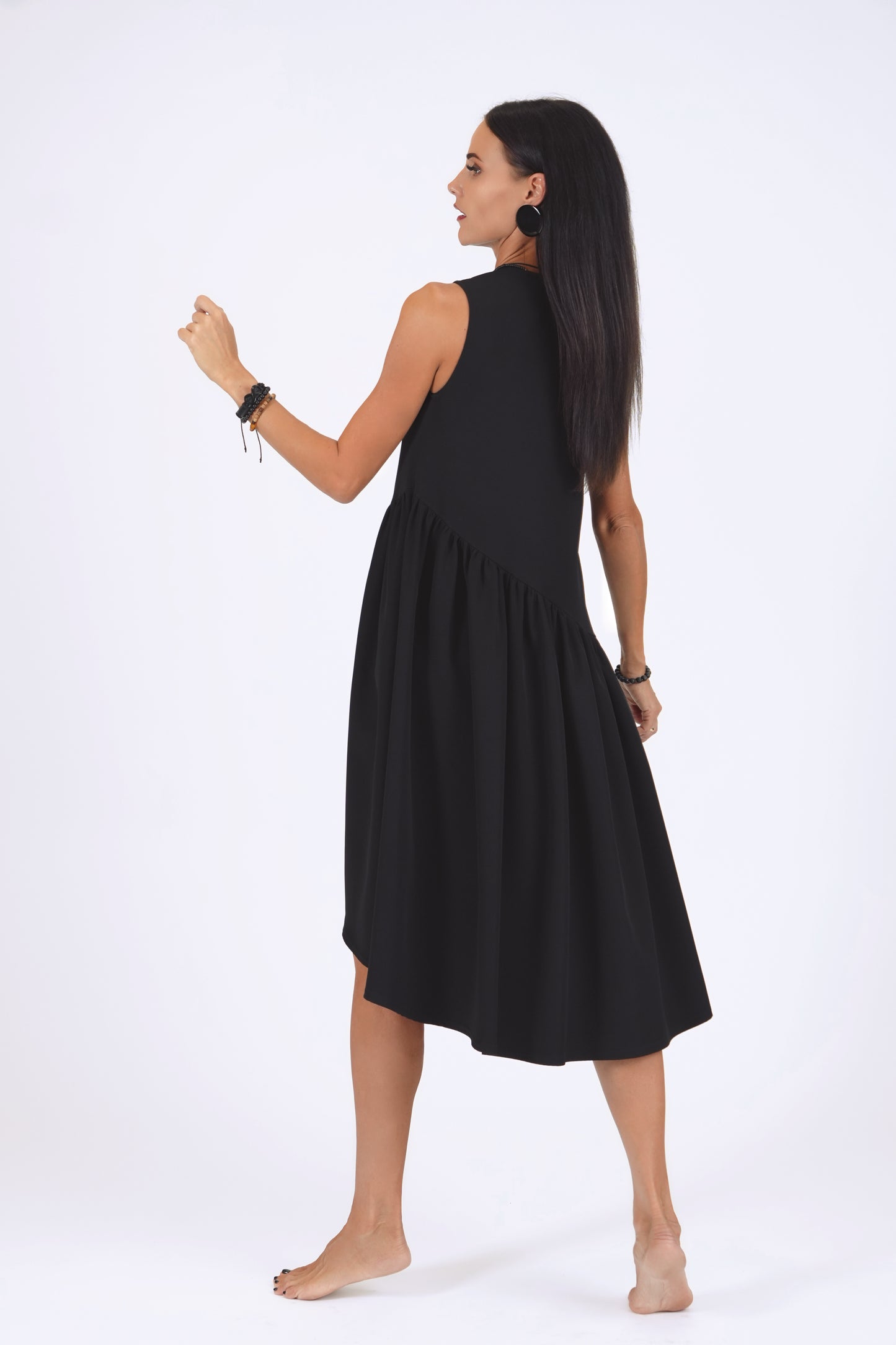 Midi kleita ar slīpu volānu, black