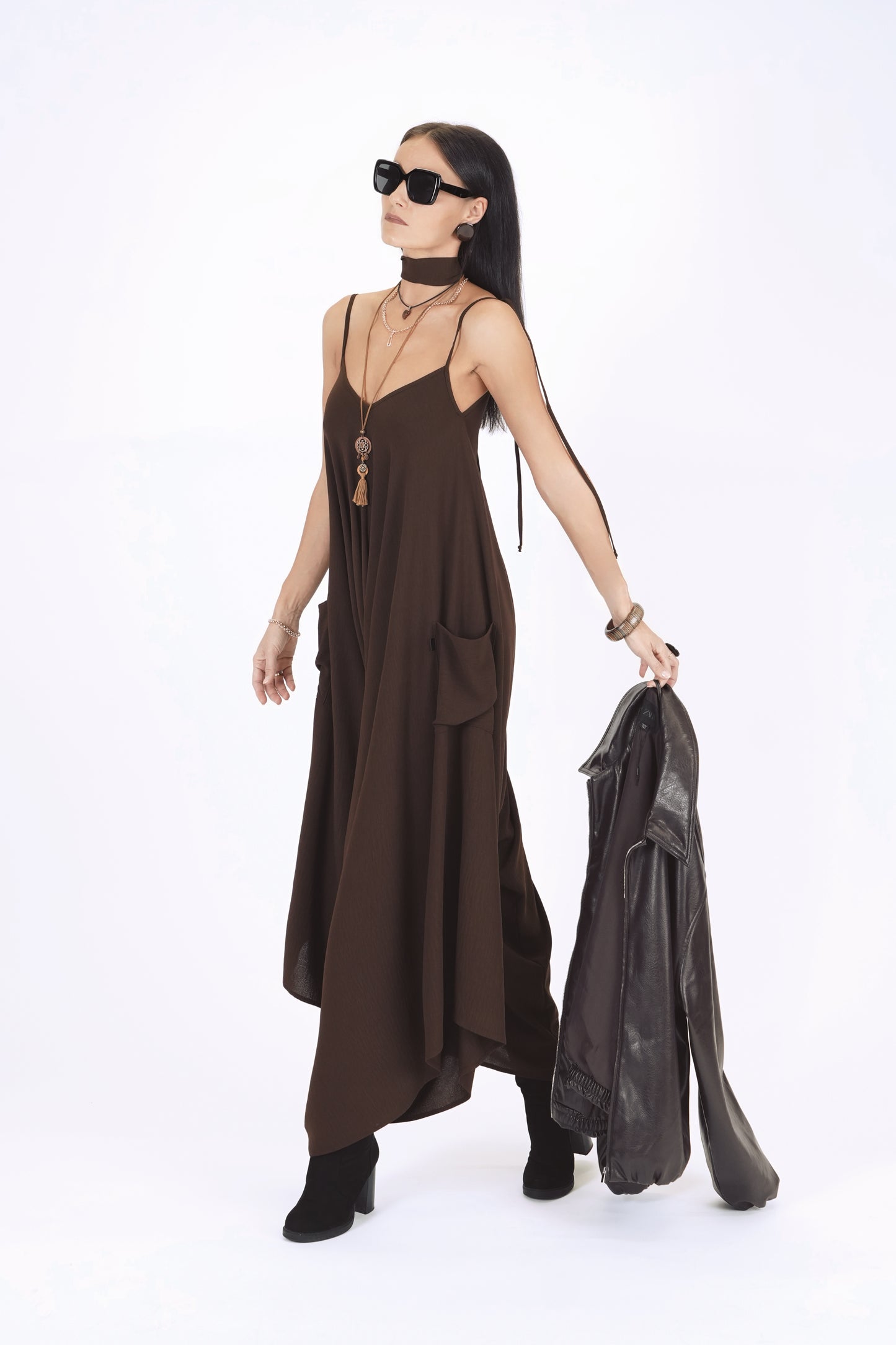 Oversize kombinezons ar kabatām, chocolate brown