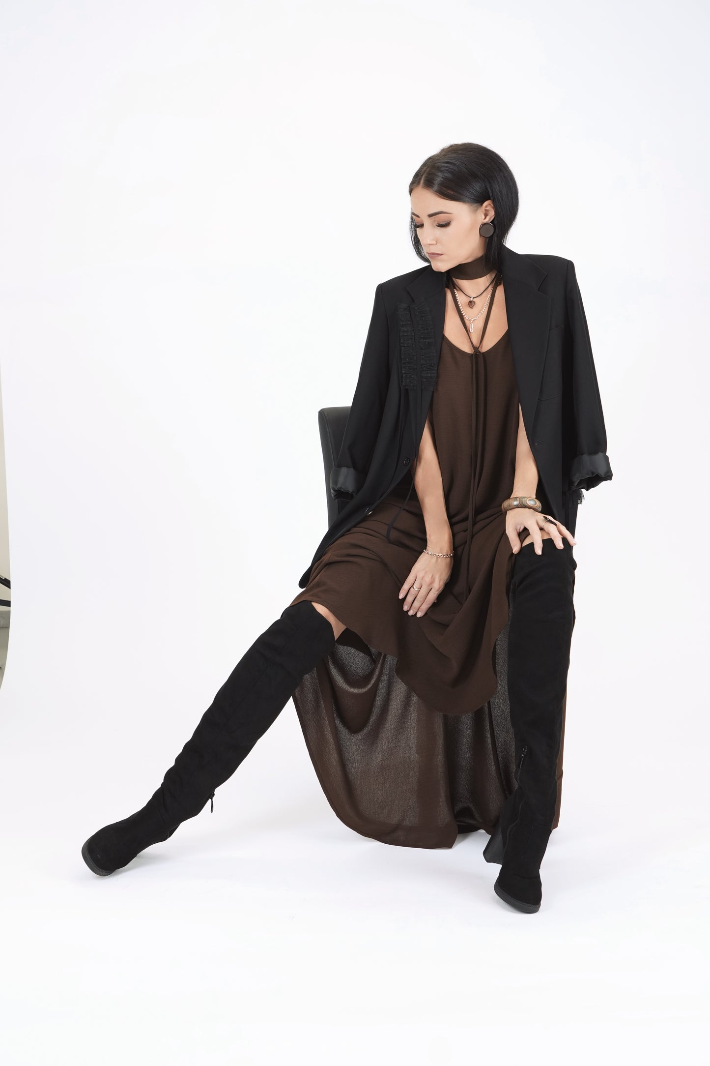 Gara A silueta kleita, chocolate brown