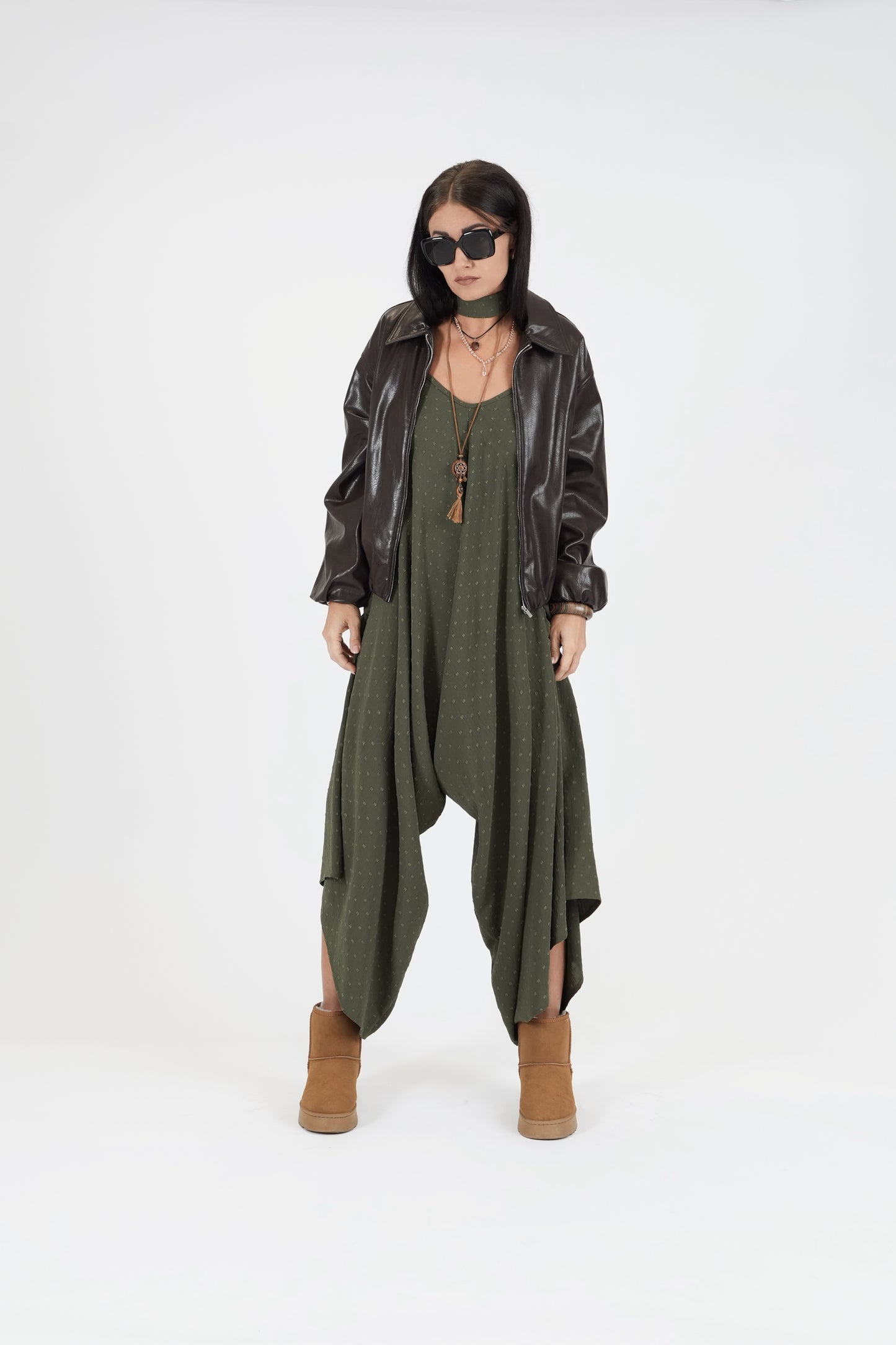 Oversize kombinezons ar kabatām, dark haki green