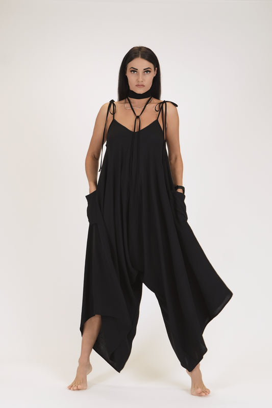 Oversize jumpsuit with pockets